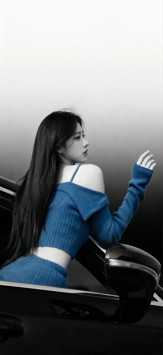 蓝针织套装倚车局部彩色美女手机壁纸