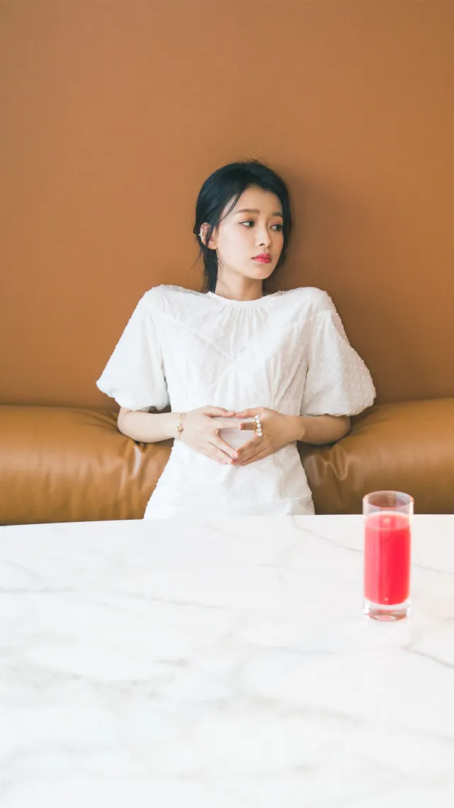 孙怡甜美写真高清手机壁纸
