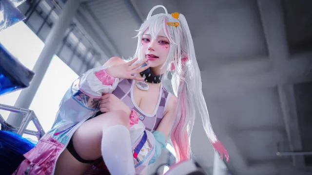 胜利女神妮姬豺狼cosplay粉发少女性感人物电脑壁纸