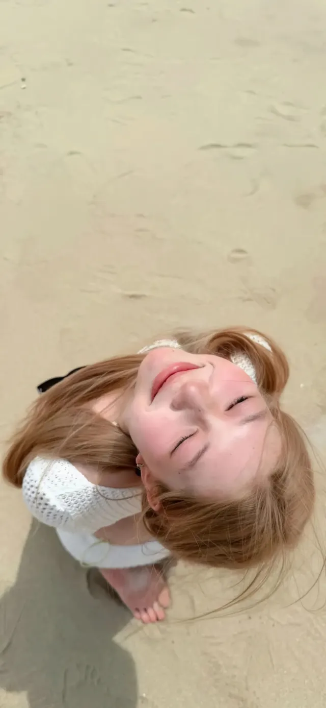 唯美沙滩清纯甜美女孩美女手机壁纸