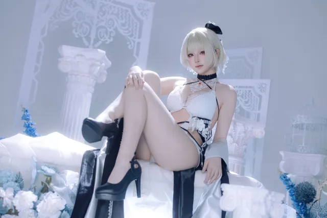 鸟笼帷幔高跟鞋内衣cosplay美女电脑壁纸