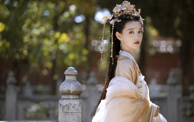 古风 温婉少女 侧身 图片