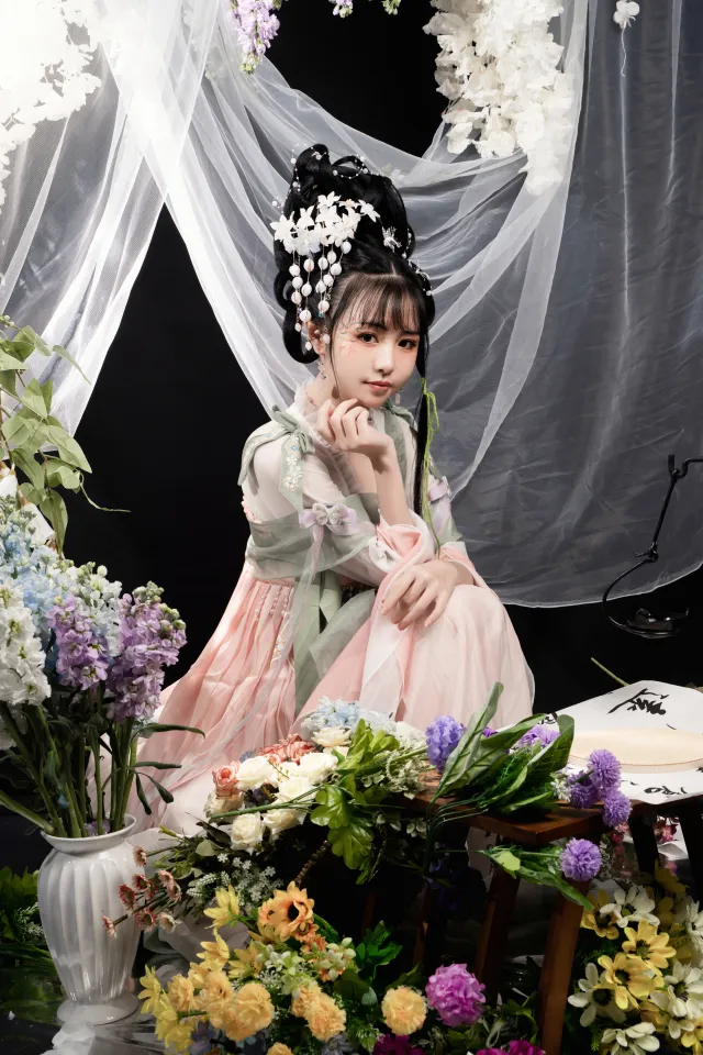 爆机少女喵小吉花间集