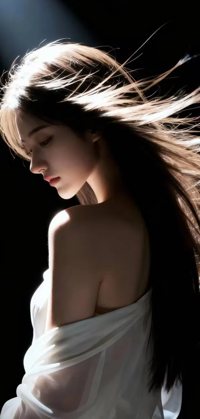白色露肩上衣美女逆光侧颜发丝飞扬美女手机壁纸